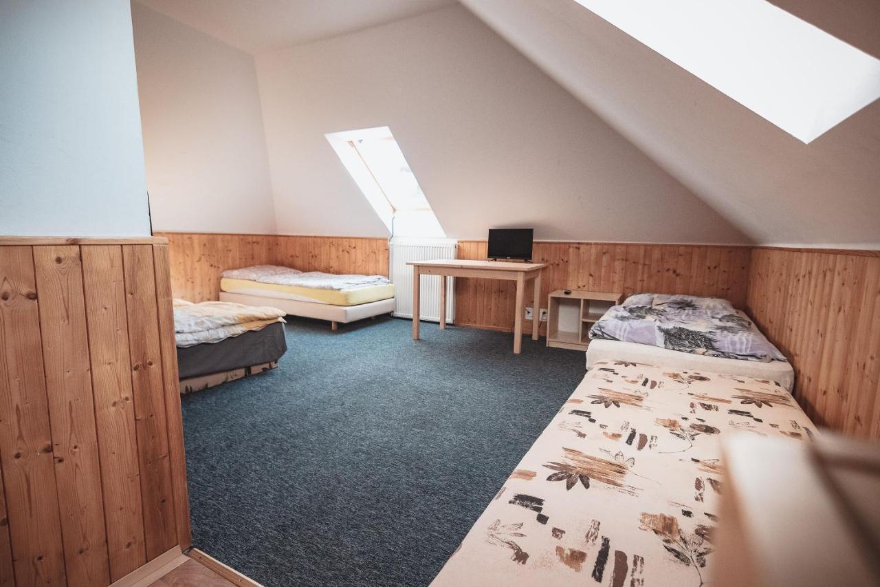 Penzion U Draci Skaly Hotell Svojse Eksteriør bilde